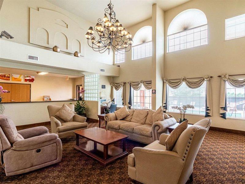 Quality Suites San Antonio Bagian luar foto