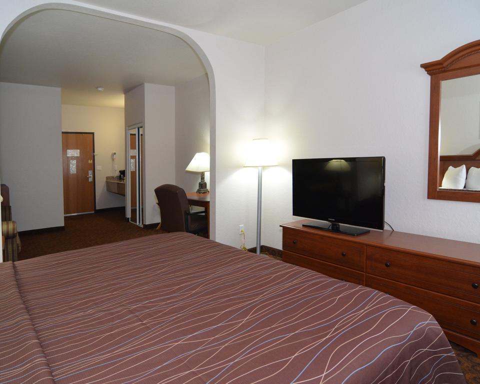 Quality Suites San Antonio Bagian luar foto