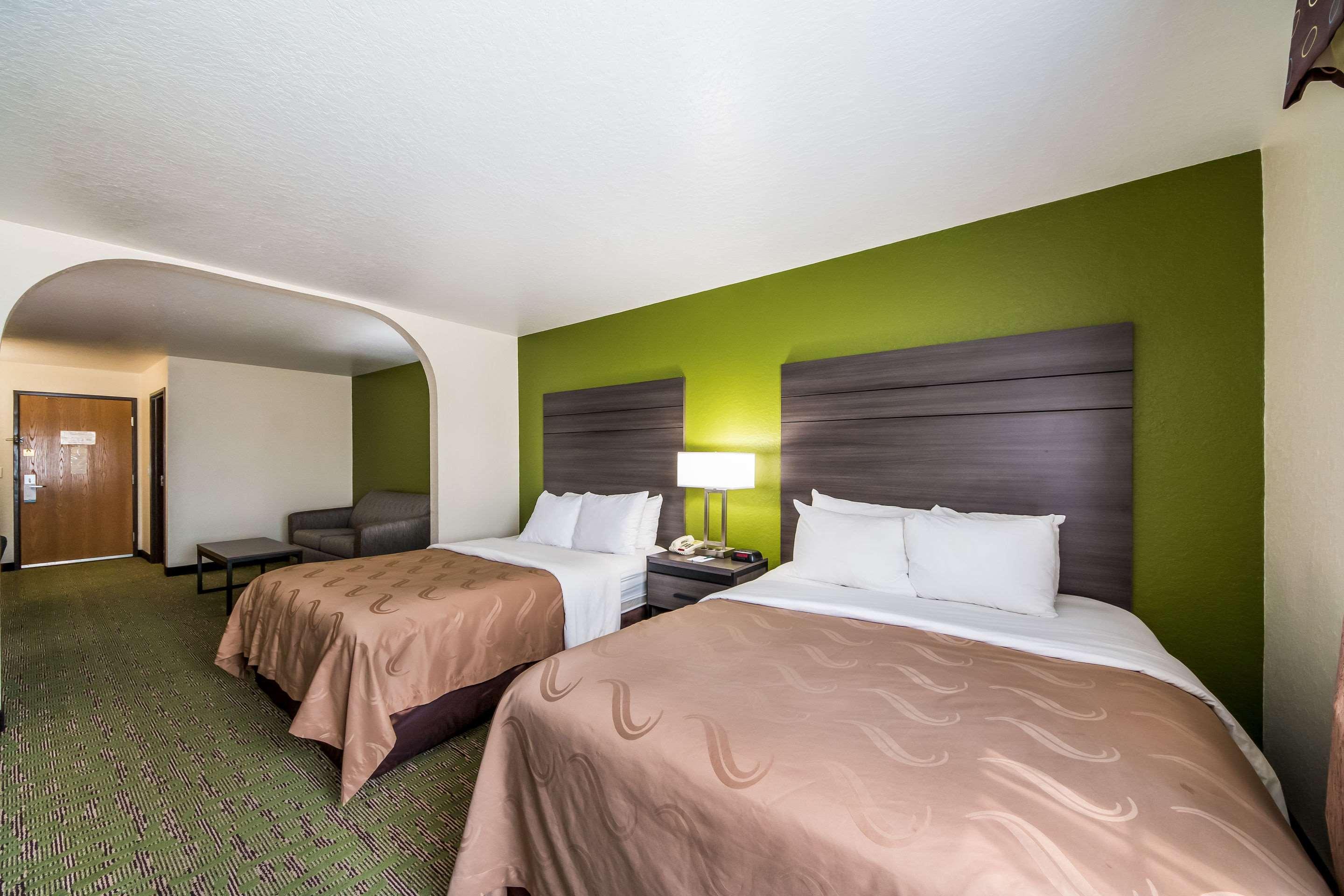 Quality Suites San Antonio Bagian luar foto