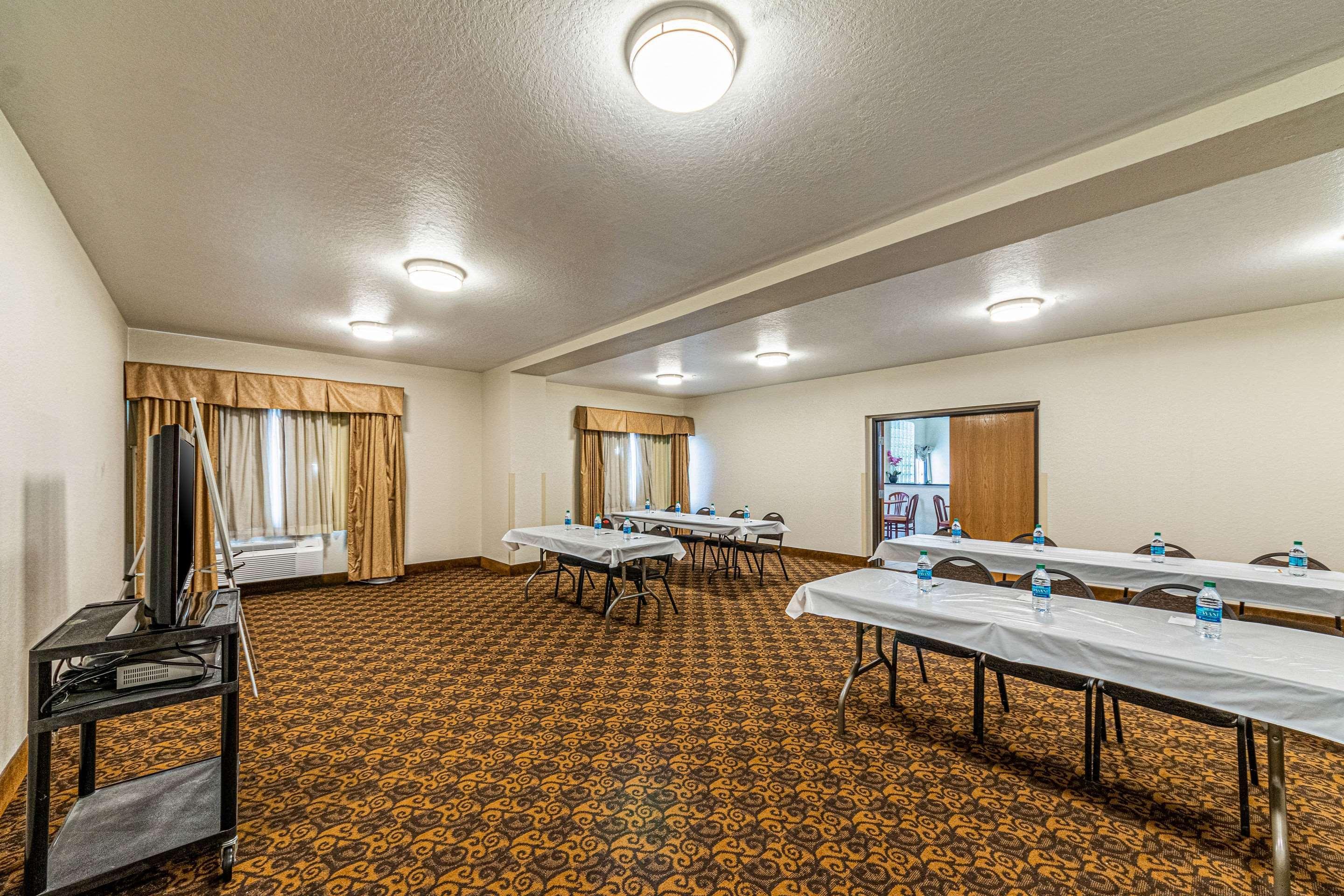 Quality Suites San Antonio Bagian luar foto