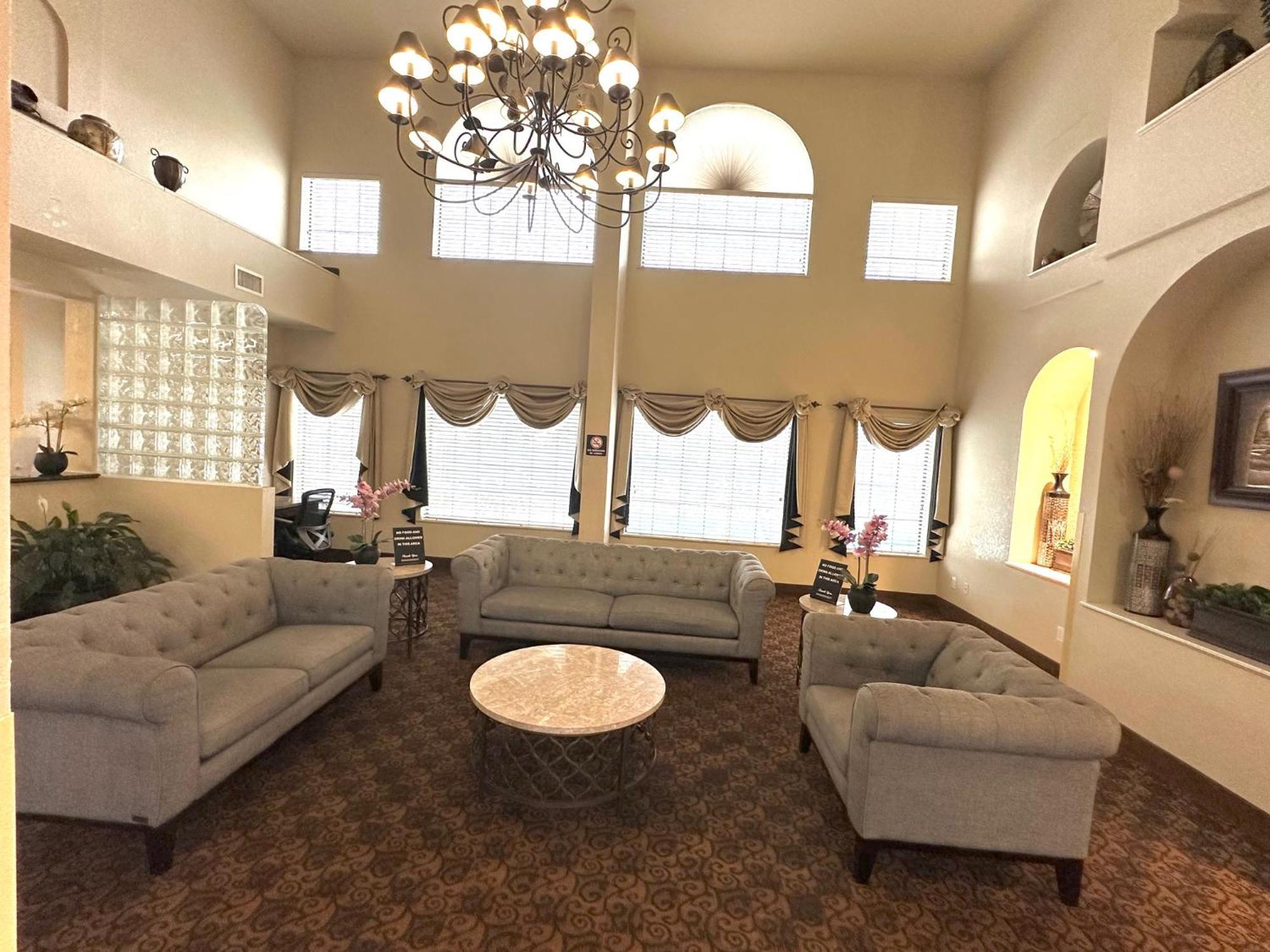 Quality Suites San Antonio Bagian luar foto