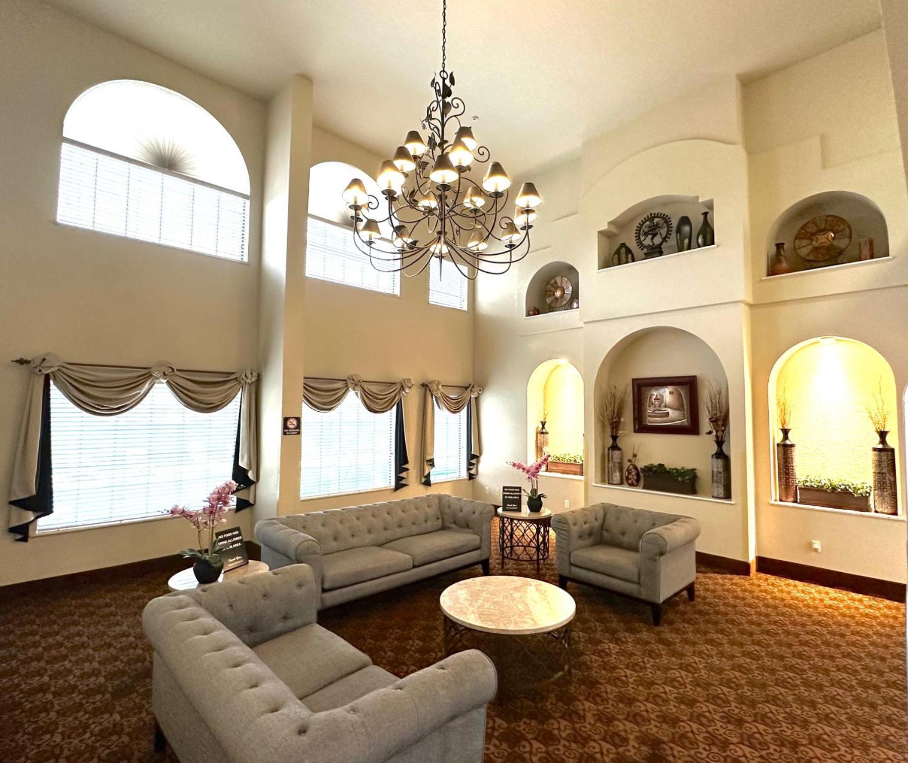 Quality Suites San Antonio Bagian luar foto
