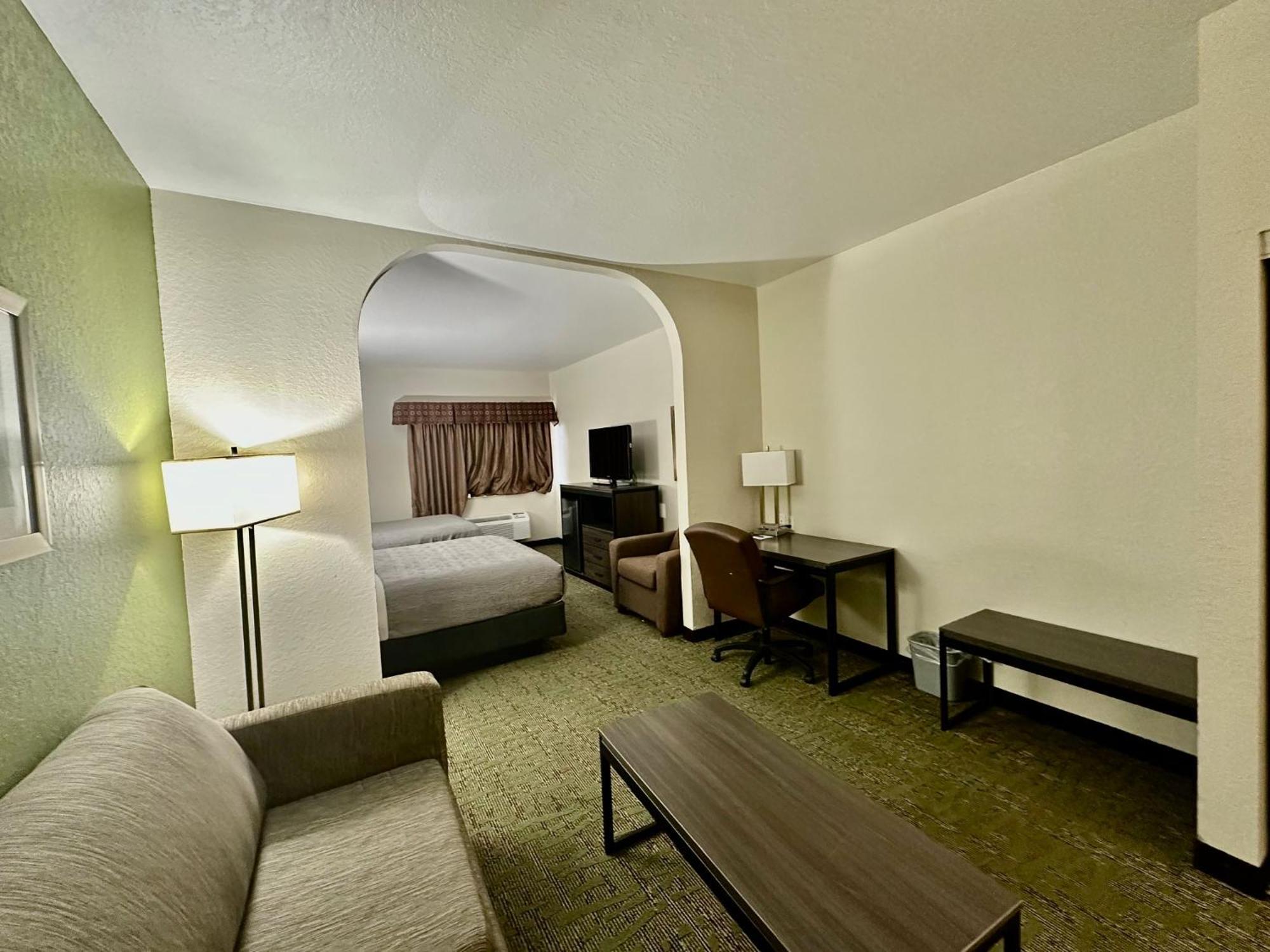 Quality Suites San Antonio Bagian luar foto