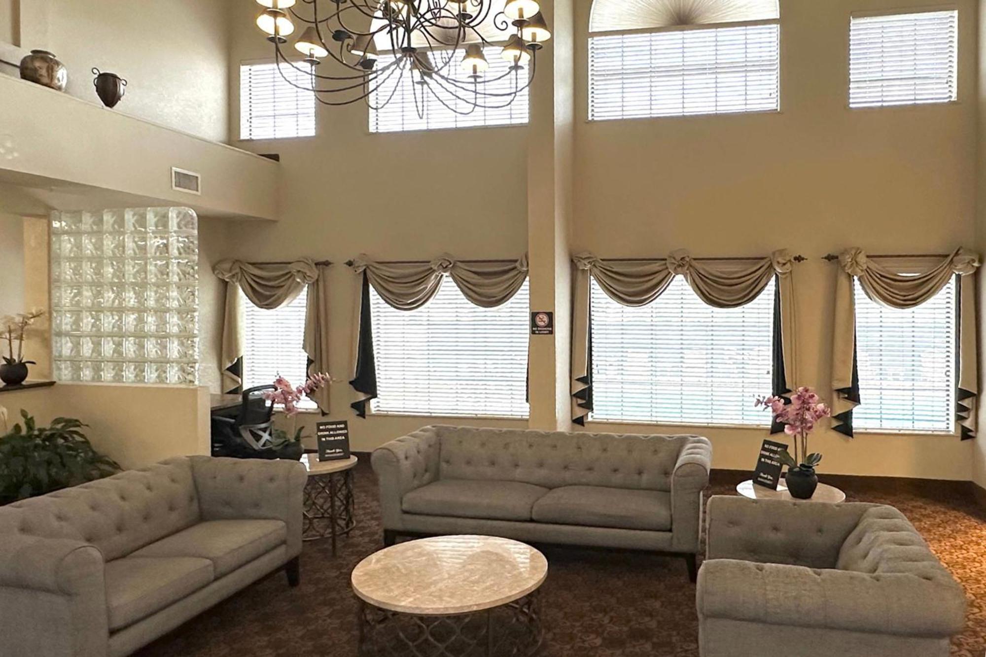 Quality Suites San Antonio Bagian luar foto